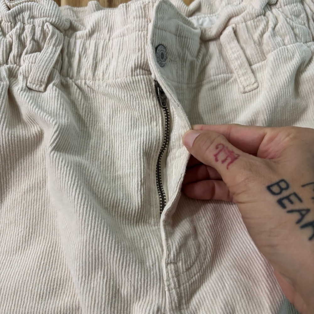 AEO Corduroy Barrel Pants - Picture 3 of 10